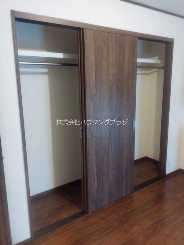 収納　広々としたクローゼット