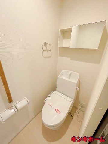 トイレ　写真は別のお部屋です。