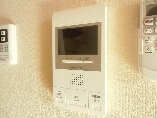 セキュリティ　モニター付きインターホン