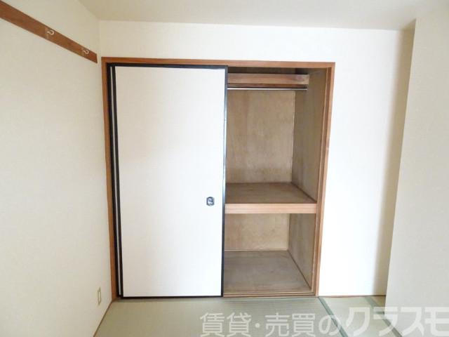 収納　和室押し入れ