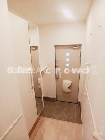玄関　気になる物件はまとめてご案内ができます！