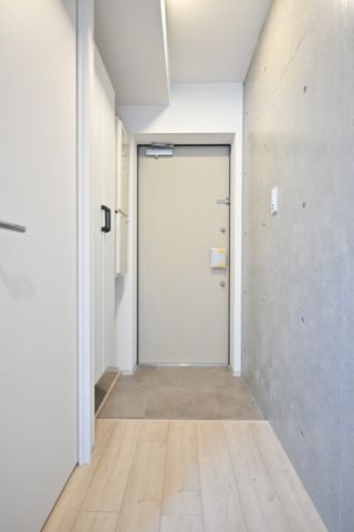玄関　☆シューズボックス付き玄関☆