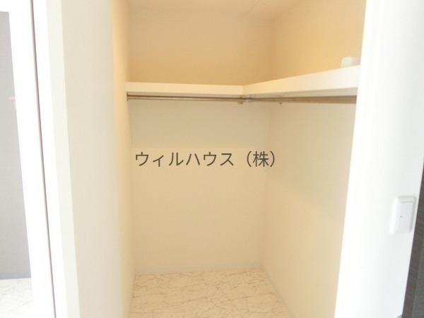 収納　ウォークインクローゼット！