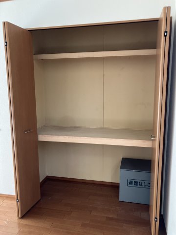 収納　仕切りがあるのでお荷物の整理もしやすいですよ