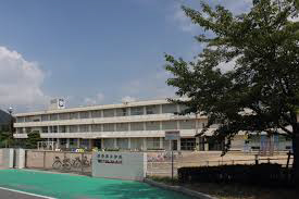 小学校　滝野東小学校（小学校）まで1239m