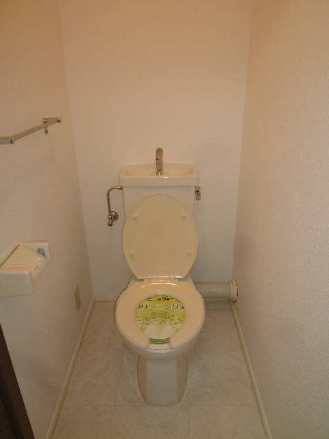 覚王山グランド井筒のトイレ写真