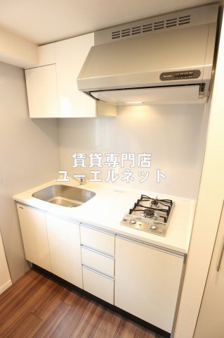 地下鉄御堂筋線 江坂駅 徒歩3分 11階建 築13年のキッチン写真