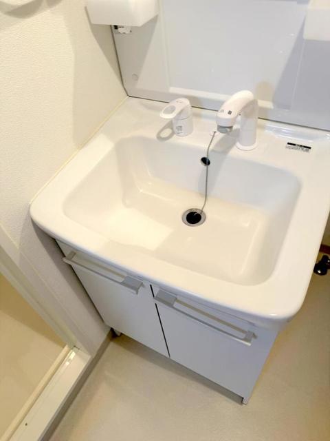 洗面設備　同仕様