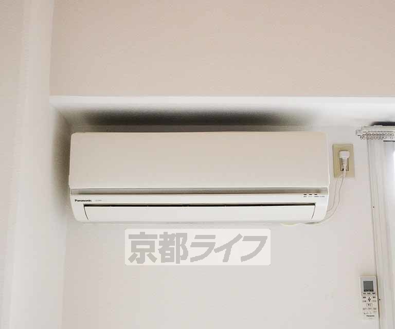 その他設備　エアコン付き・