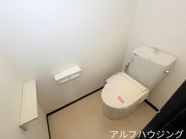 トイレ　シャワー付トイレ