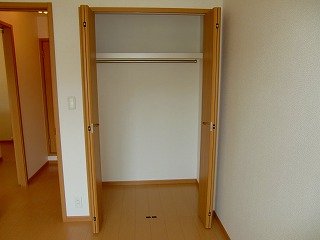 収納　クローゼット