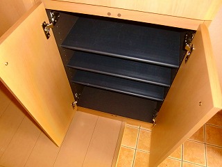 玄関　下駄箱