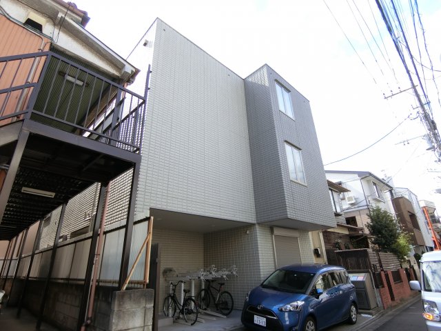 建物外観　2013年完成オートロックマンション♪