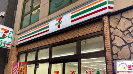 コンビニ　セブンイレブン名古屋本山駅南口店（コンビニ）まで101m