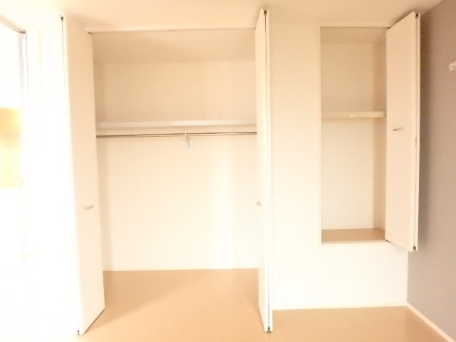 ヒルズ西大宮の内装写真