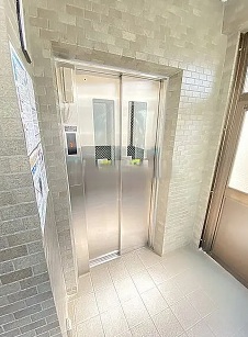 東急大井町線 上野毛駅 徒歩6分 7階建 築30年の外観写真