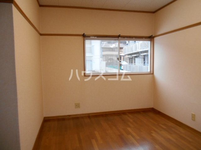 TKハイムの居間写真