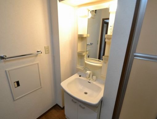 洗面設備　使いやすい独立洗面台