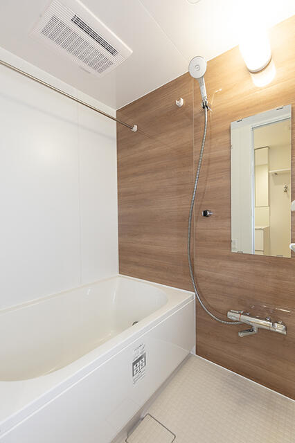 バス・シャワールーム　※写真は同タイプ住戸です。