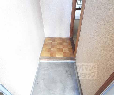 コーポ未麗嵐山の玄関写真