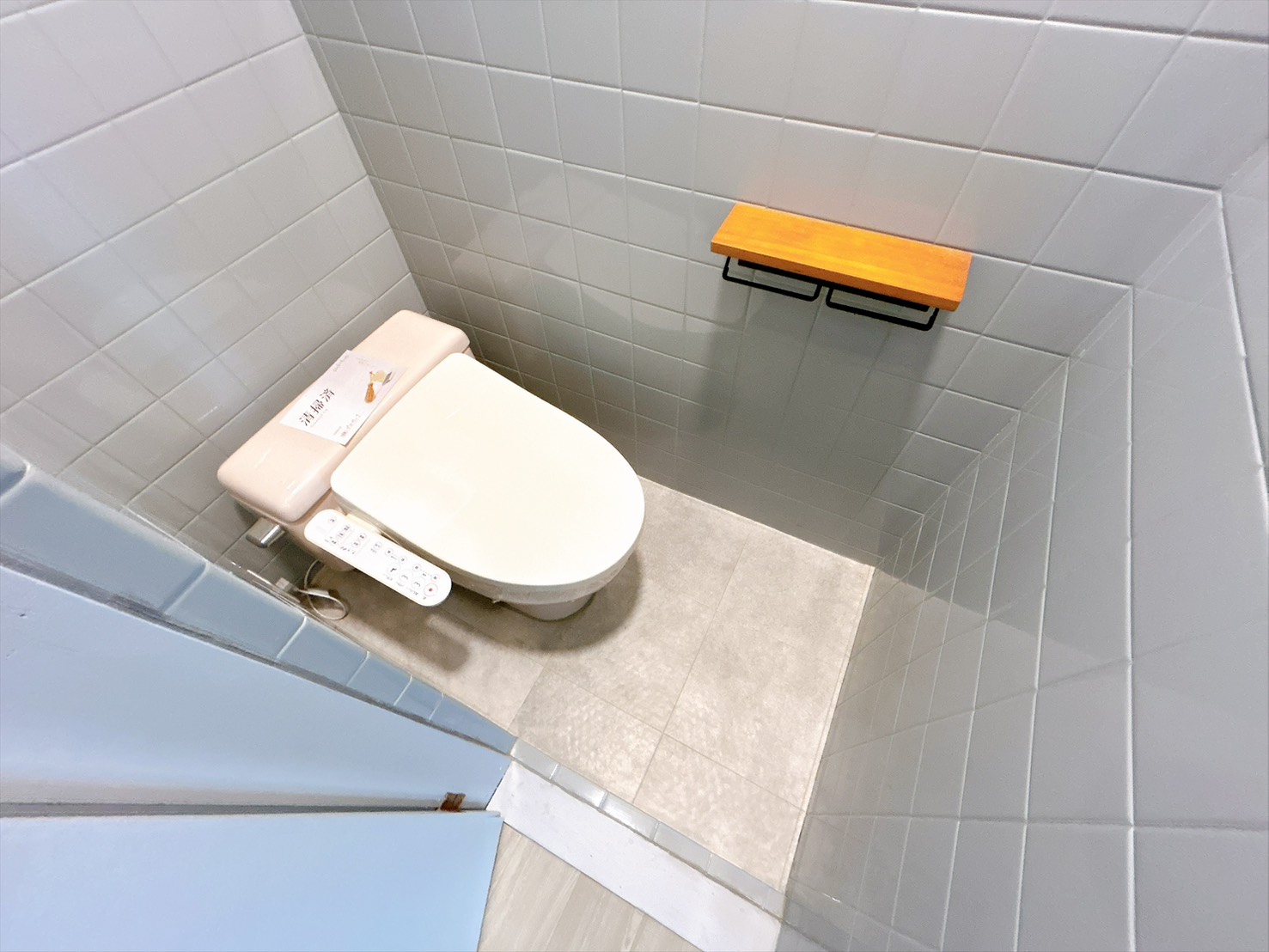 ＪＲ阪和線 信太山駅 徒歩2分 2階建 築58年のトイレ写真