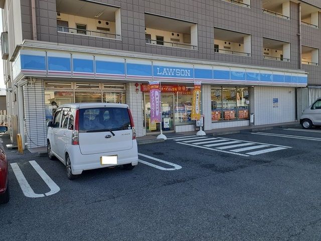 コンビニ　ローソン春日居鎮目店（コンビニ）まで450m