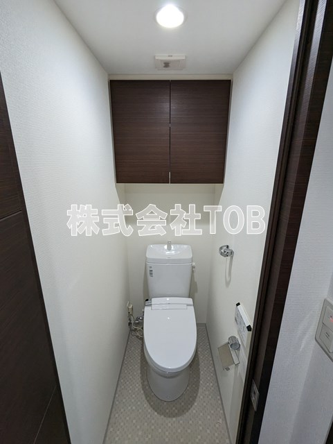 トイレ　※クリーニング中の写真