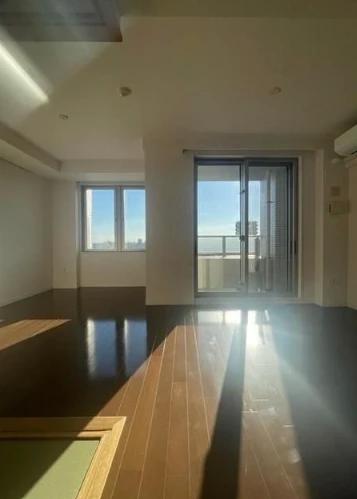 居室・リビング　※同マンション別室参考写真