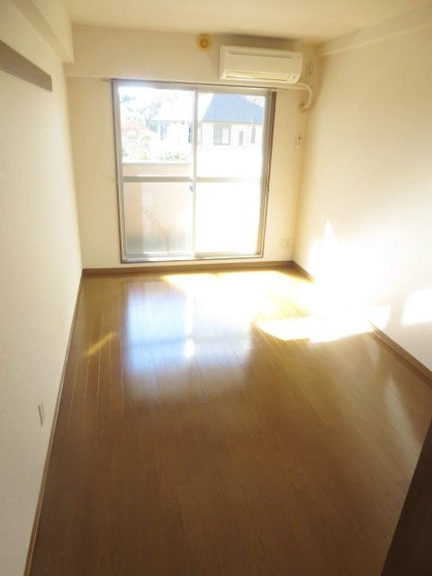 居室・リビング　★お部屋探しは株式会社タウンハウジング東京まで★