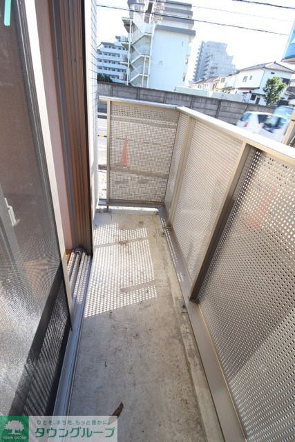 バルコニー　干し具設置済み