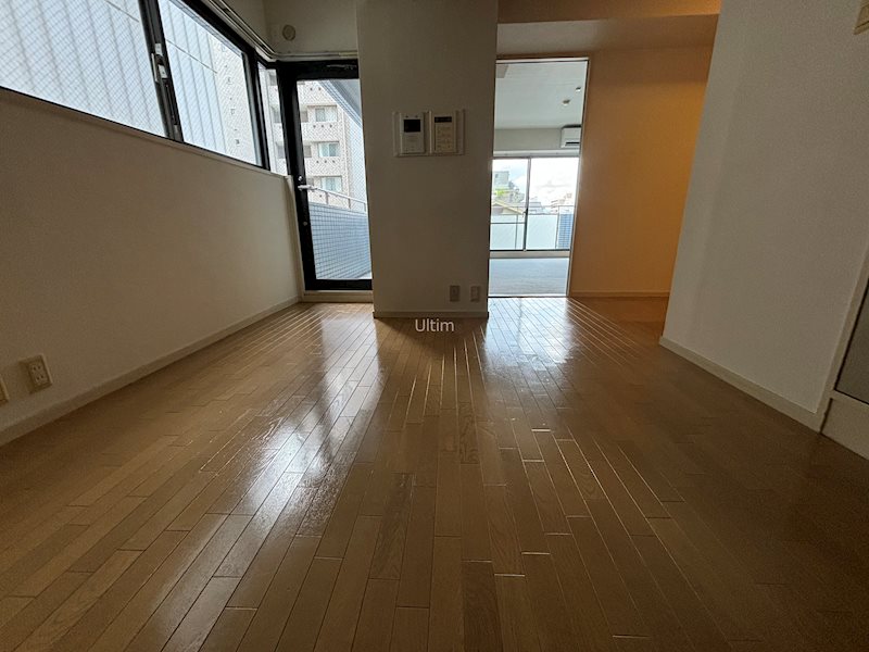 グランフォルム御池の居間写真
