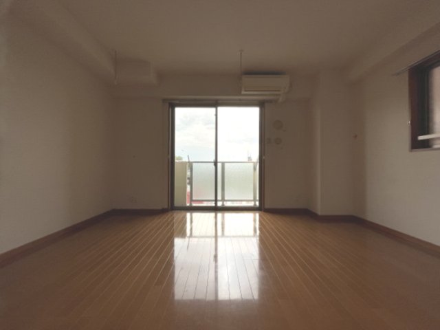 居室・リビング　別部屋参考写真