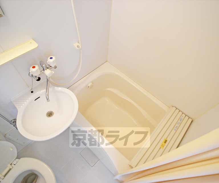 バス・シャワールーム　お風呂です。