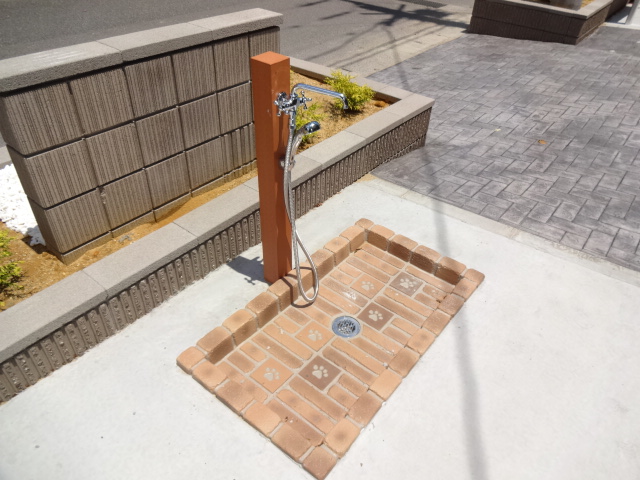 その他共有部分　小型犬用足洗い場