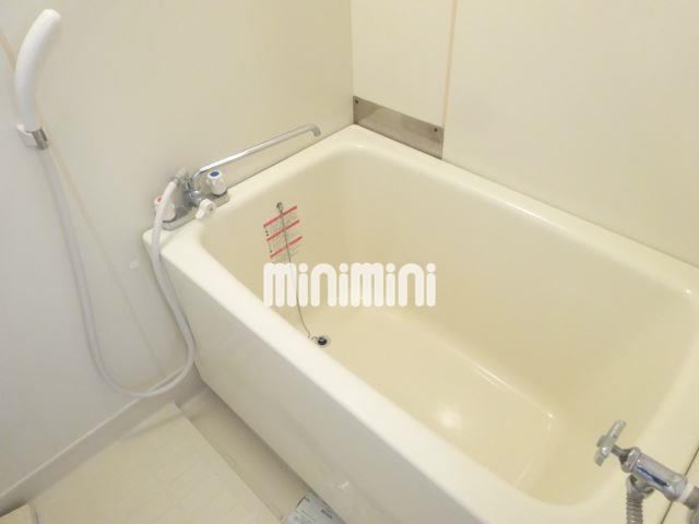 バス・シャワールーム　１日の疲れはここで癒してください