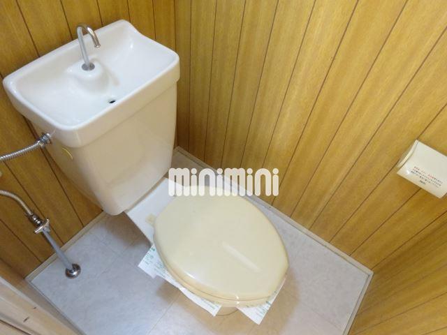 トイレ　清潔感のあるトイレです