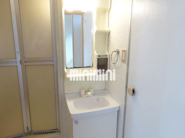 洗面設備　嬉しい洗髪洗面化粧台があります