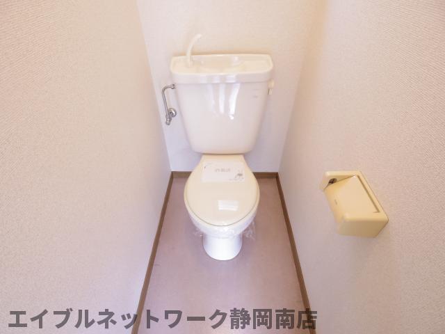 【焼津市中里のアパートのトイレ】