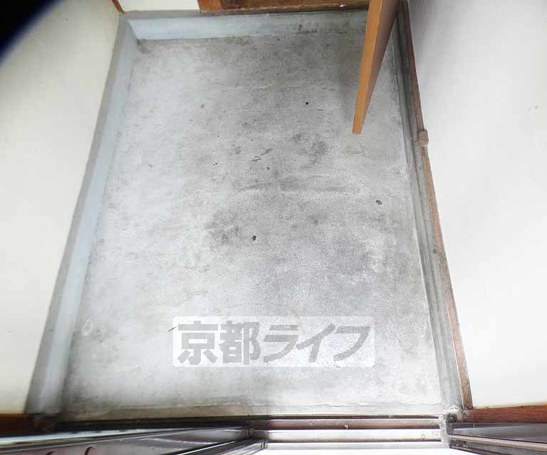 玄関　ゆとりのある玄関口です。