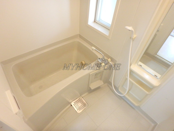 バス・シャワールーム　追焚バス