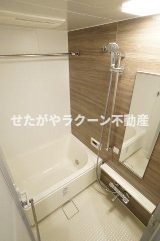 【世田谷区三宿のマンションのバス・シャワールーム】