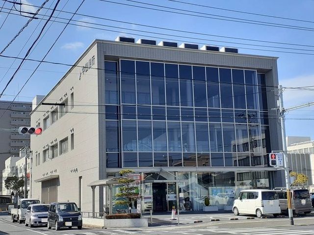 【岡山市北区田中のアパートの銀行】