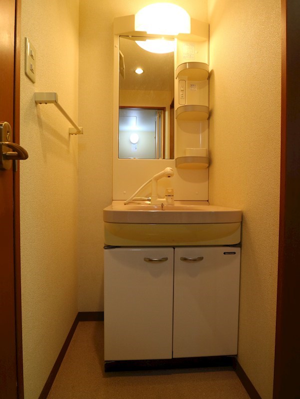 洗面設備　他の不動産屋さん掲載のお部屋もご紹介可能です。