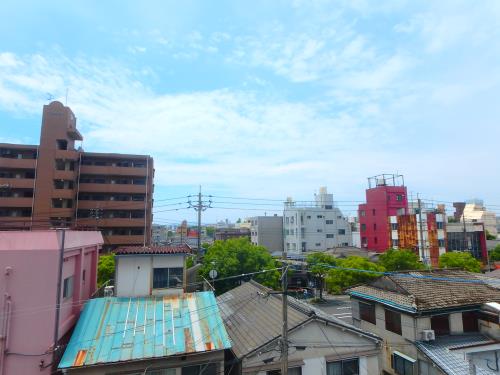 【鹿児島市甲突町のマンションのエントランス】