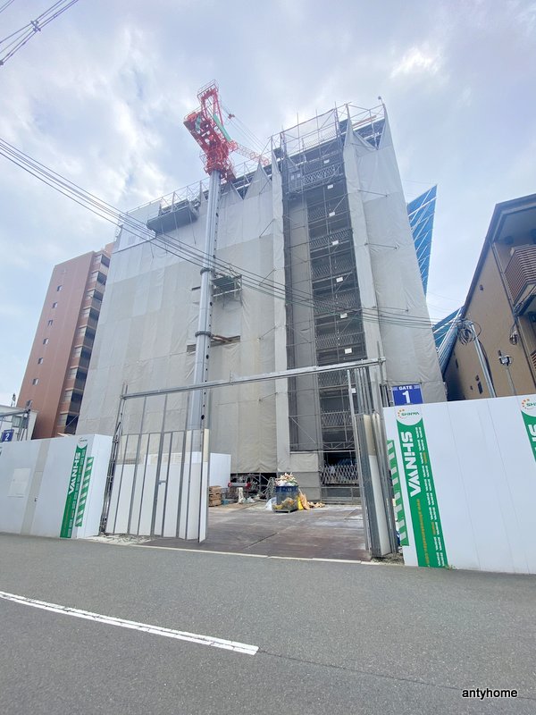 【大阪市東淀川区西淡路のマンションの建物外観】