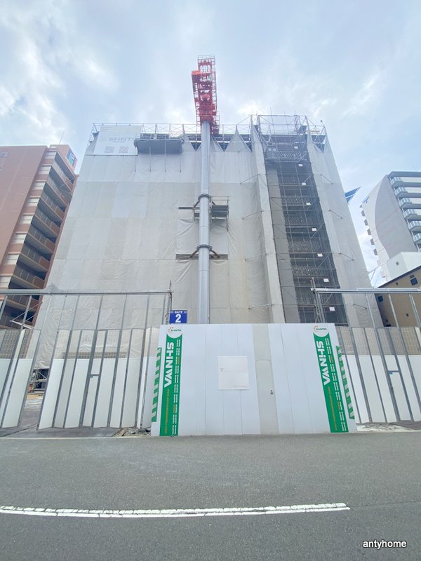 【大阪市東淀川区西淡路のマンションの建物外観】