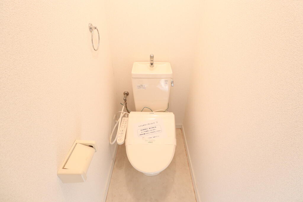 トイレ　温水洗浄便座☆