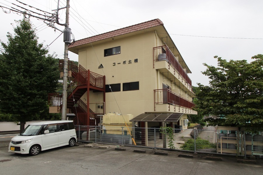 コーポ土橋の建物外観