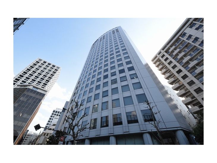 【安全ビルレジデンスの建物外観】