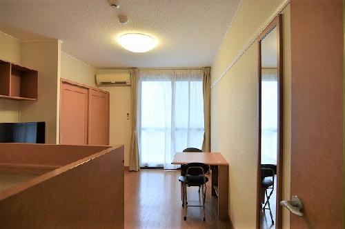 居室・リビング　現状優先となります。